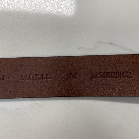 Relic leather belt with silver buckle - Picture 3 of 3